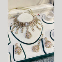 Hira Collections Decent Pota Stone Choker Necklace Set
