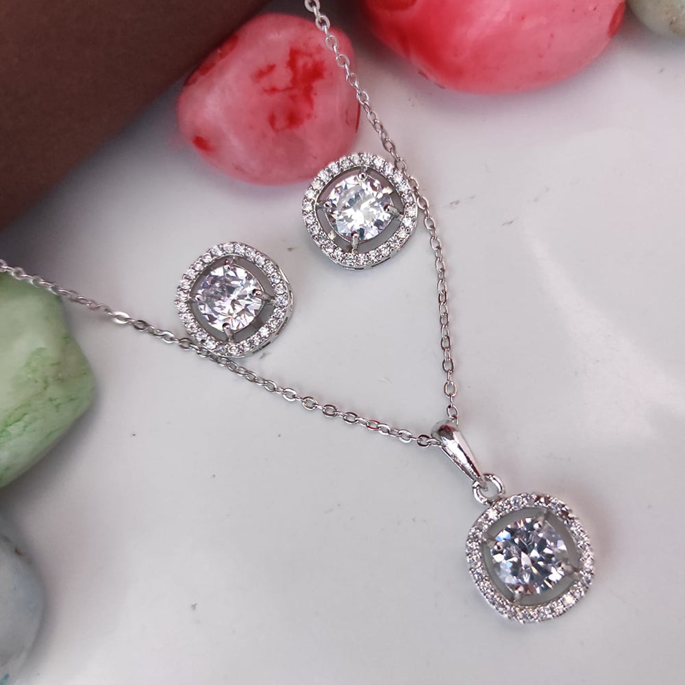 Heera Jewellers Silver Plated Crystal Stone Round Shape Chain Pendant Set