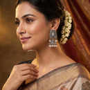 Wearhouse Fashion Oxidised Plated Pota Stone And Pearl Jhumki Earrings
