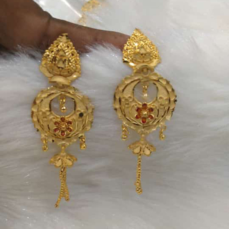 Amazon.com: Degerde 14K Gold Hoop Earrings for Women, Large Gold Hoop  Earrings 14K Gold Earrings for Women Trendy Well-cutting Stylish Big Gold  Hoop Earrings Thin Gold Jewelry Hoop Earrings for Women 40mm (