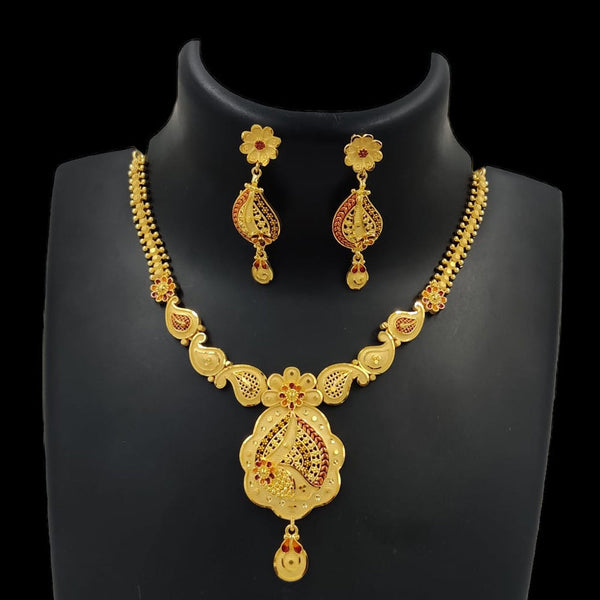 Pari Art Jewellery Forming Necklace Set