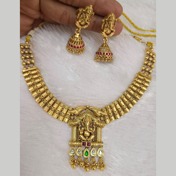 Pari Art Jewellery Forming Necklace Set