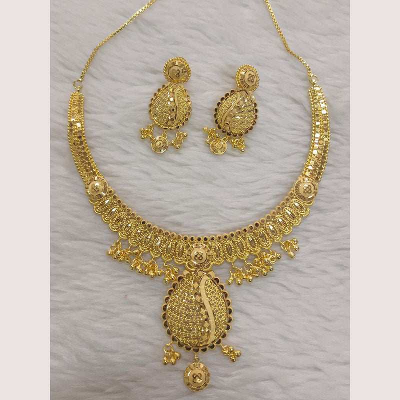 Pari Art Jewellery Forming Necklace Set