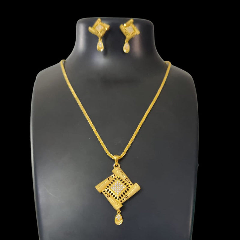 Pari Art Jewellery Forming Chain Pendant Set