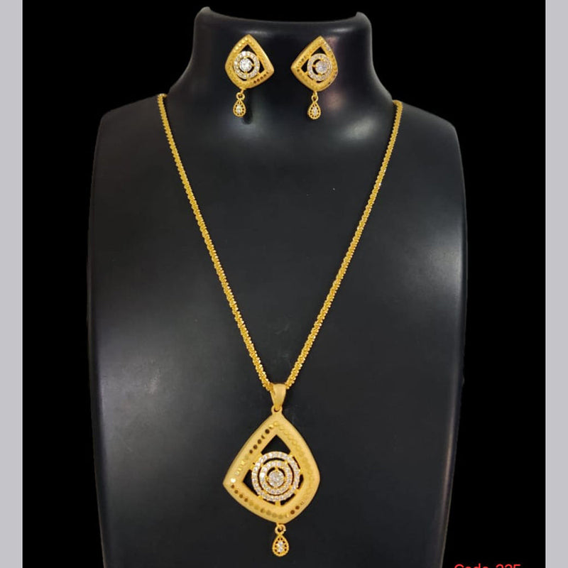 Pari Art Jewellery Forming Chain Pendant Set