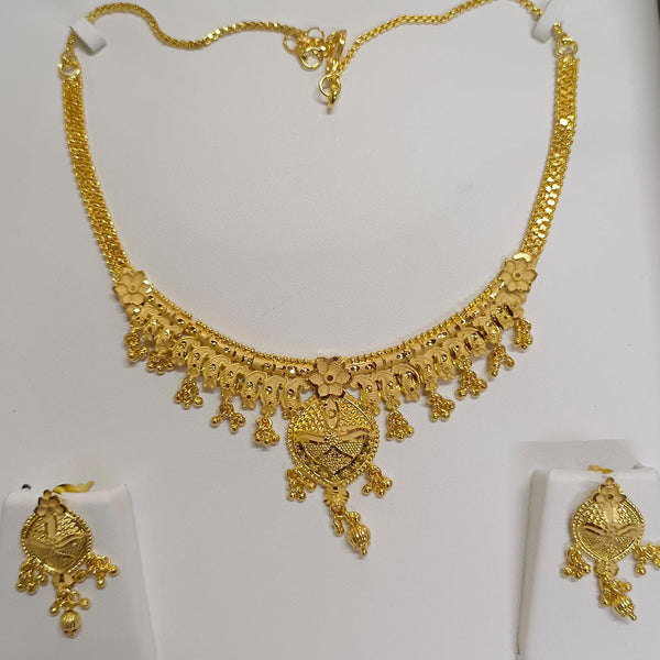 Pari Art Jewellery Forming Necklace Set