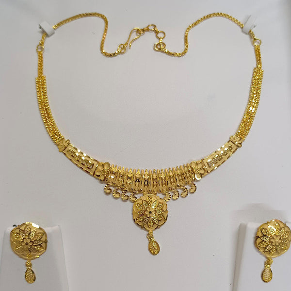 Pari Art Jewellery Forming Necklace Set