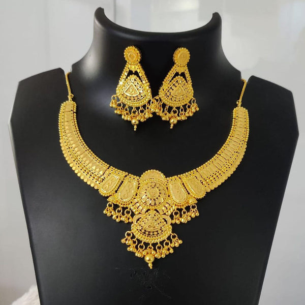 Pari Art Jewellery Forming Necklace Set