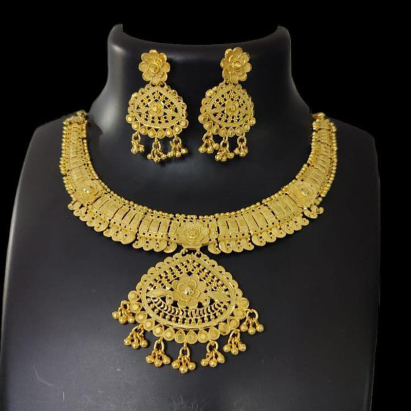 Pari Art Jewellery Forming Necklace Set