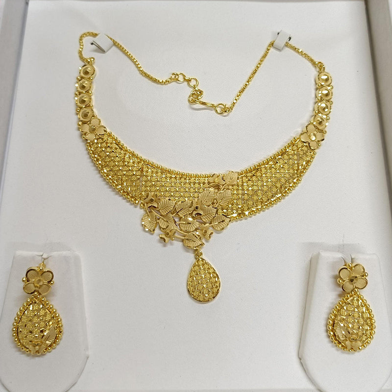 Pari Art Jewellery Forming Necklace Set