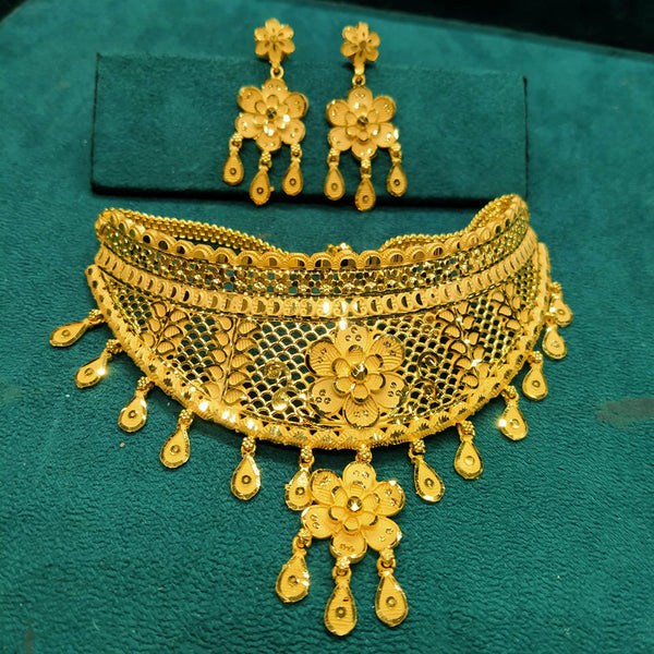 Pari Art Jewellery Forming Gold Plated Choker Necklace Set