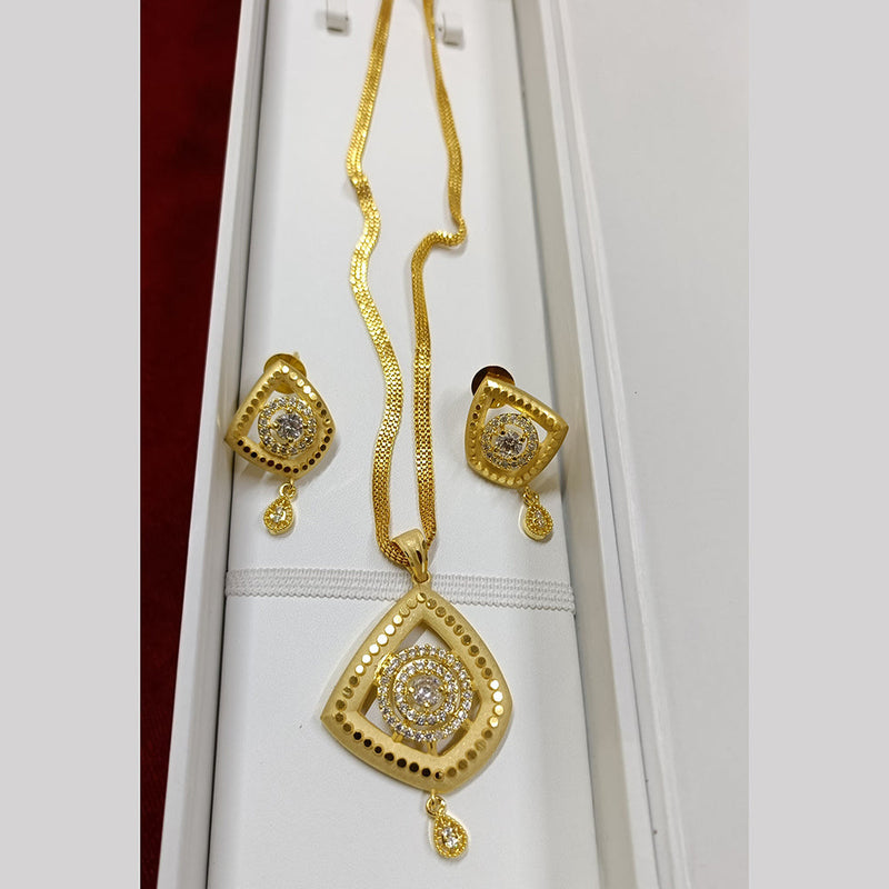 Pari Art Jewellery Forming Gold Plated Chain Pendant Set