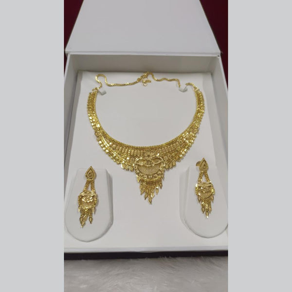 Pari Art Jewellery Forming Necklace Set