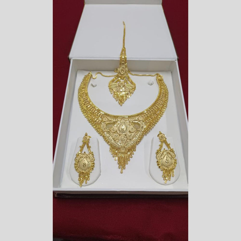 Pari Art Jewellery Forming  Necklace Set