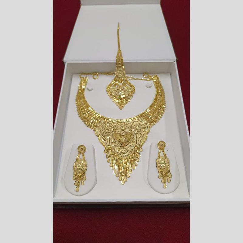 Pari Art Jewellery Forming  Necklace Set