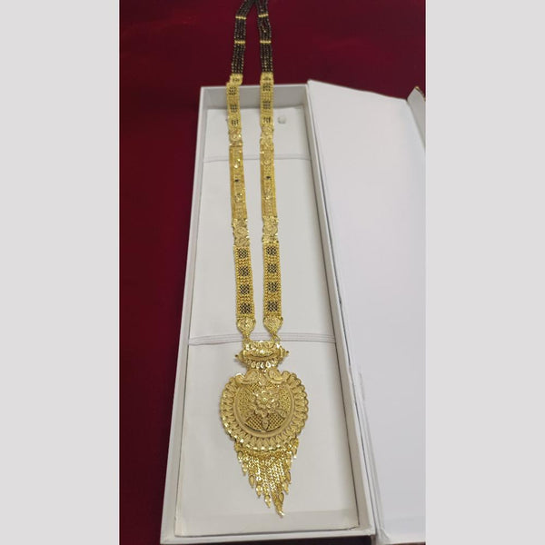 Pari Art Jewellery Forming Gold Manglasutra