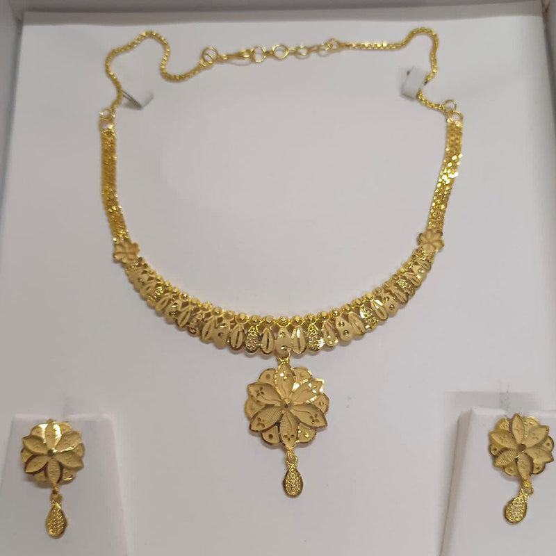 Pari Art Jewellery Forming Necklace Set