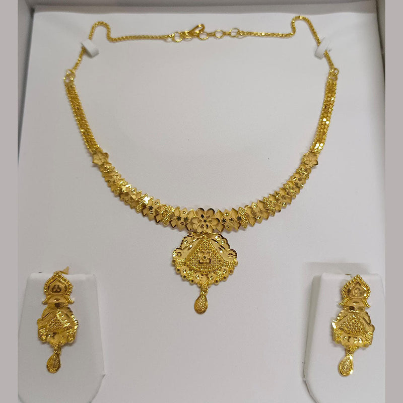 Pari Art Jewellery Forming Necklace Set