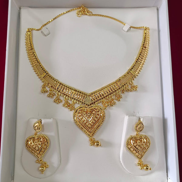 Pari Art Jewellery Forming Necklace Set