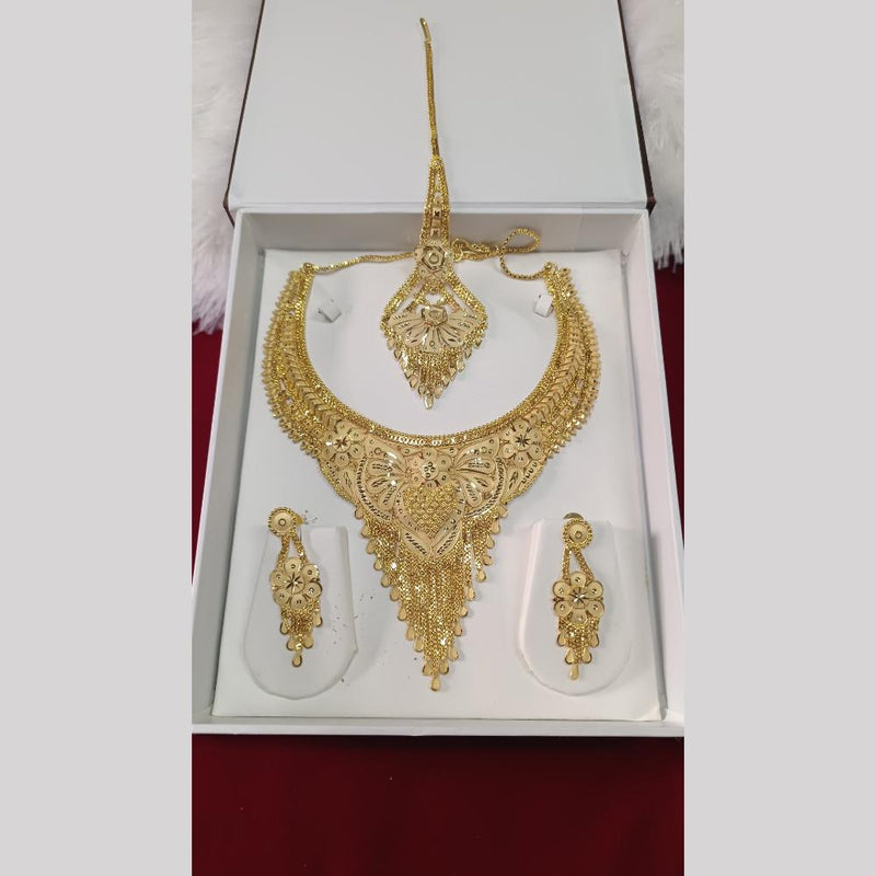 Pari Art Jewellery Forming Necklace Set