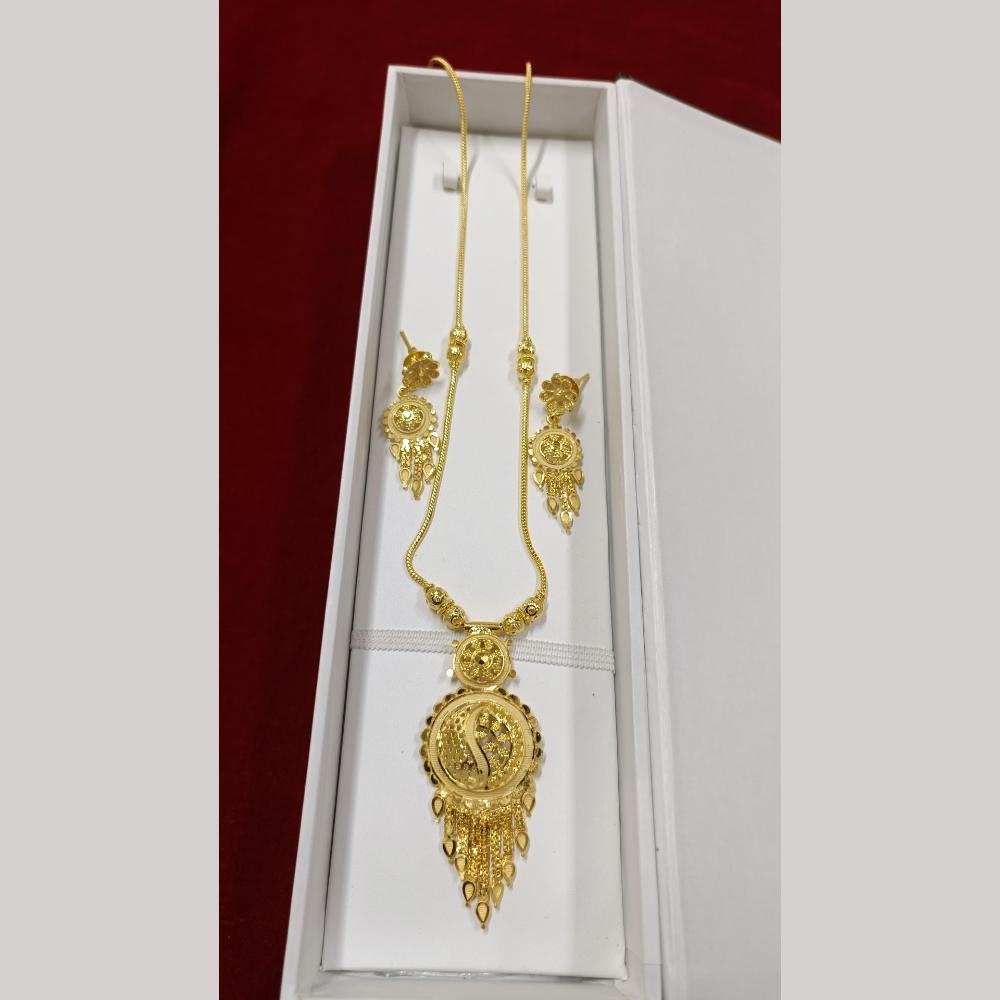 Pari Art Jewellery Forming Necklace Set