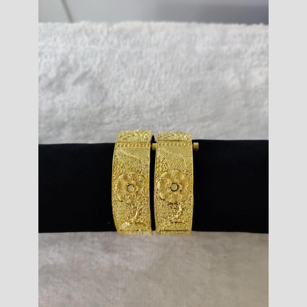 Pari Art Jewellery Forming Gold Openable Bangles Set