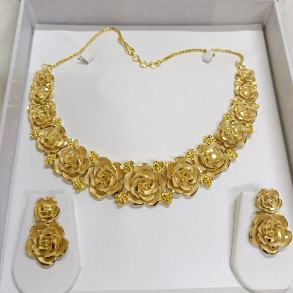 Pari Art Jewellery Forming Floral  Necklace Set