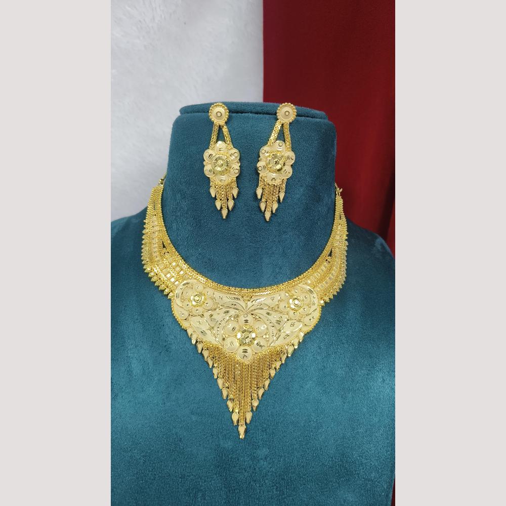 Pari Art Jewellery Forming Classic Gold Necklace Set