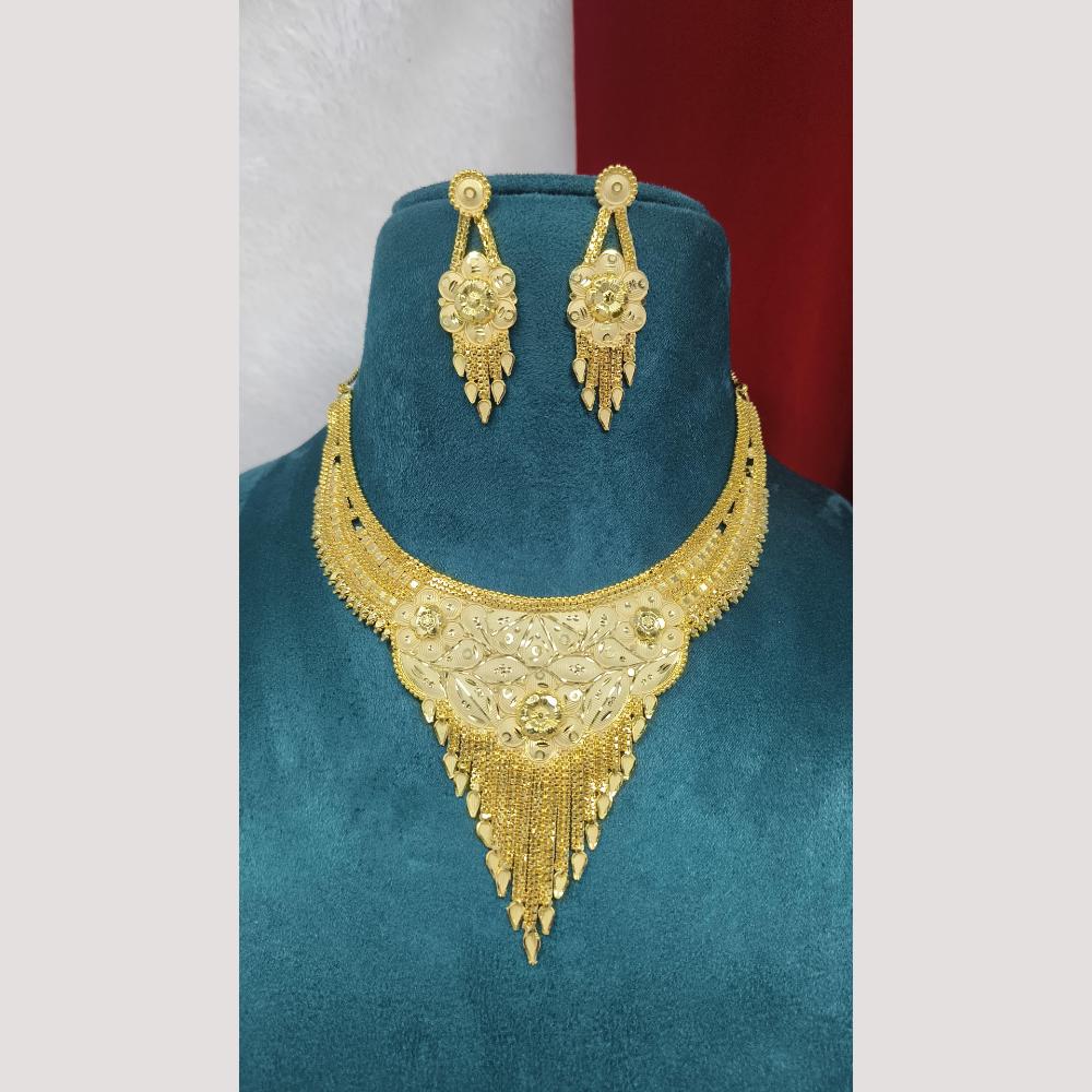 Pari Art Jewellery Forming Classic Gold Necklace Set