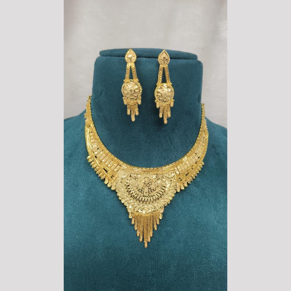 Pari Art Jewellery Sparkling Forming Necklace Set