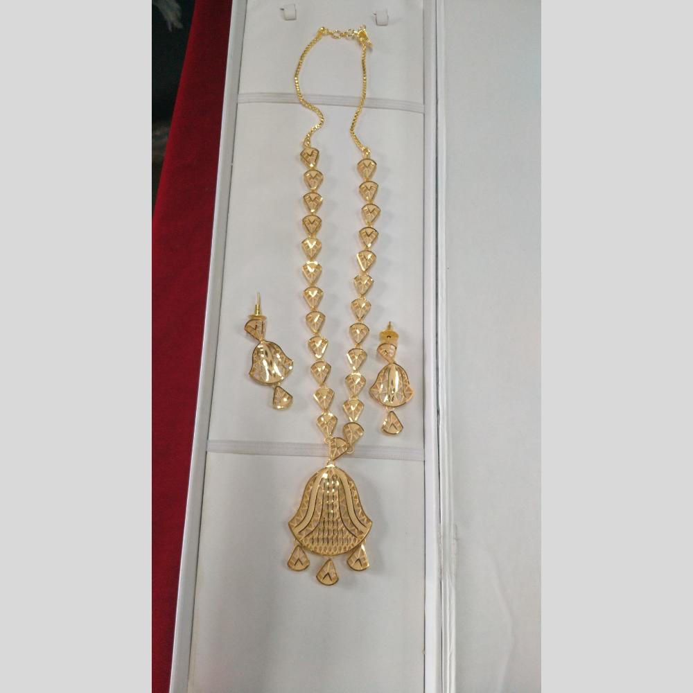 Pari Art Jewellery Trending Forming Elegance Necklace Set