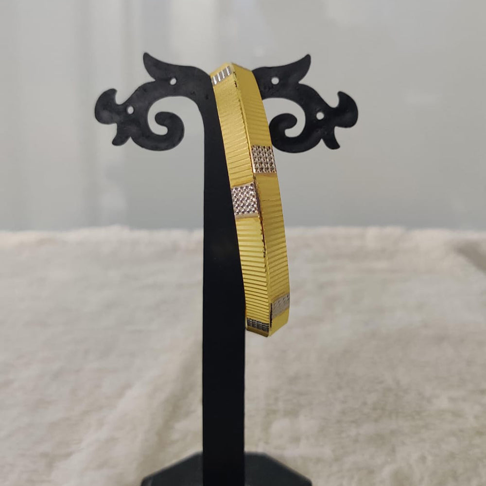 Pari Art Jewellery Designer Forming Men’s Bracelet