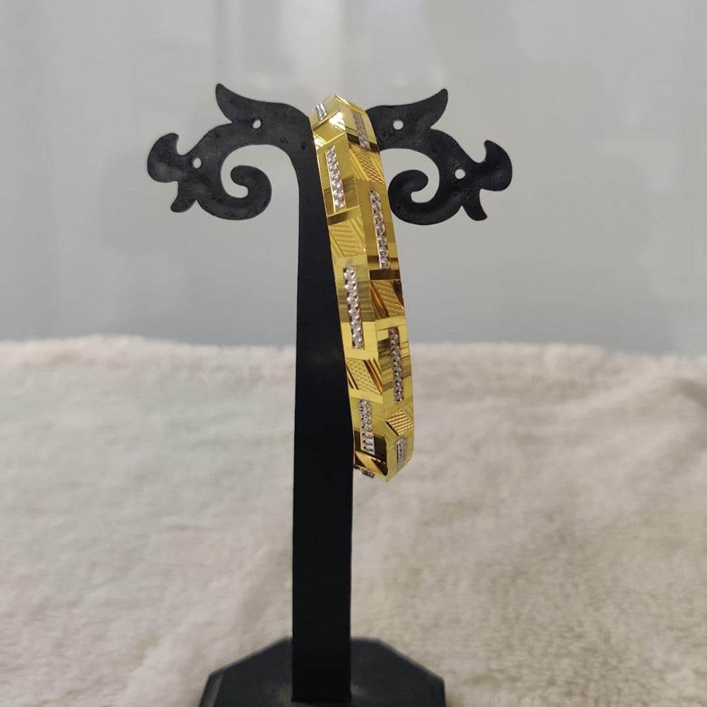 Pari Art Jewellery Designer Forming Men’s Bracelet