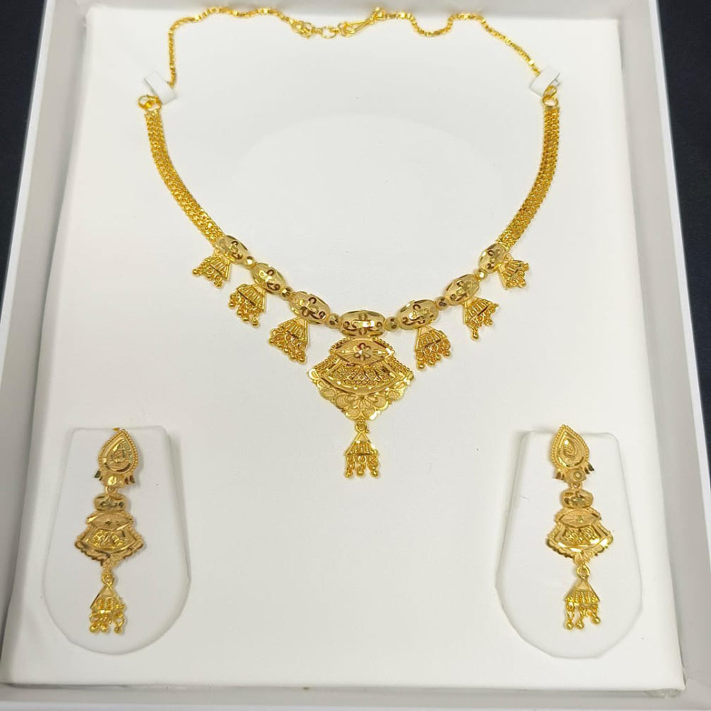 Pari Art Jewellery Forming Luxurious Jewellery Necklace Set