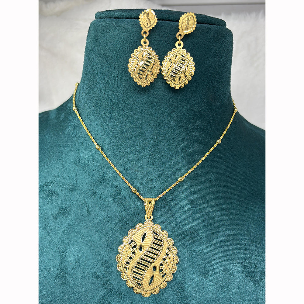 Pari Art Jewellery Classic Trend Forming Pendant With Earrings