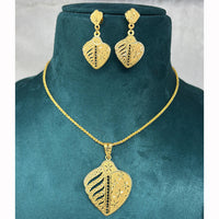 Pari Art Jewellery Classic Trend Forming Pendant With Earrings