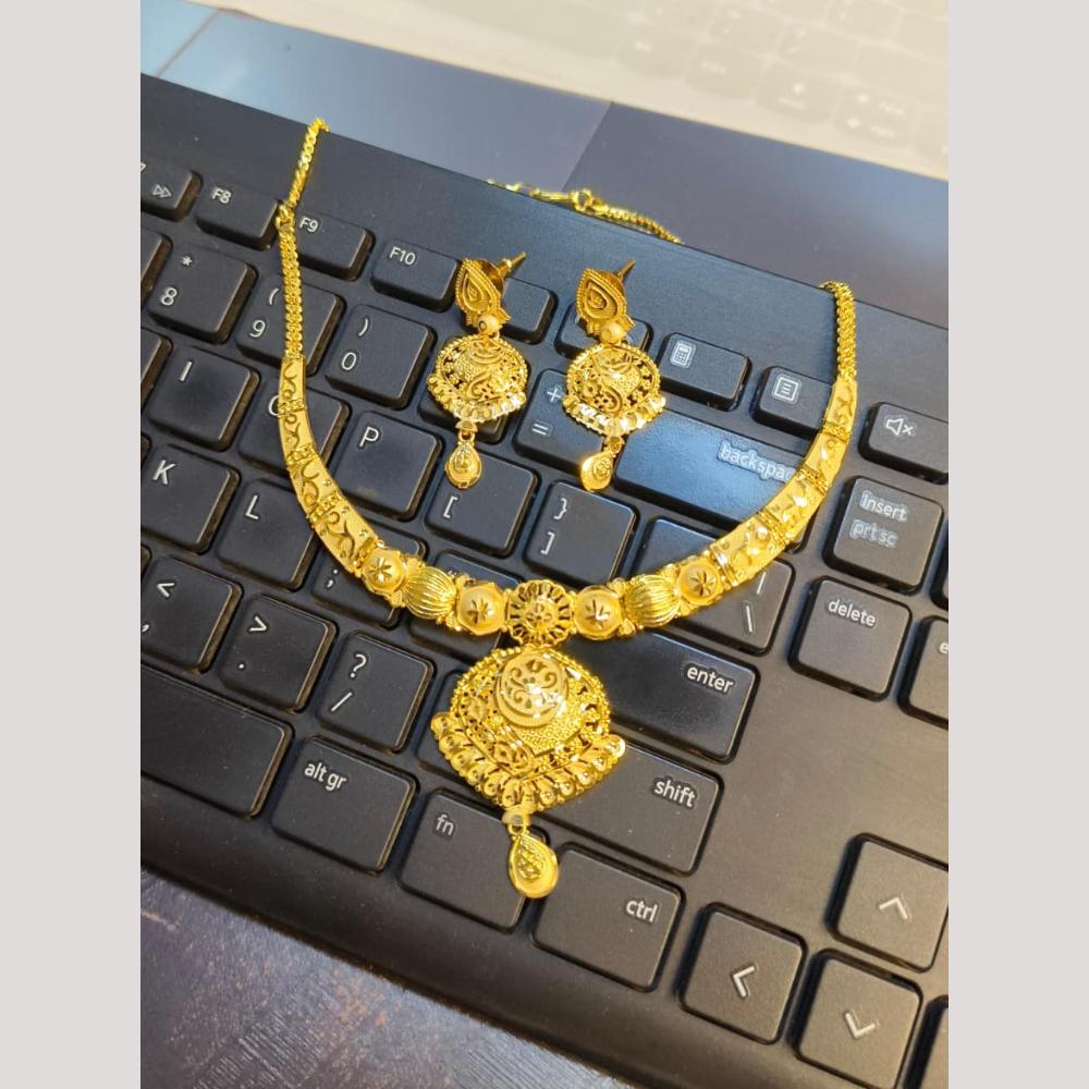 Pari Art Jewellery Royal Forming Necklace Set