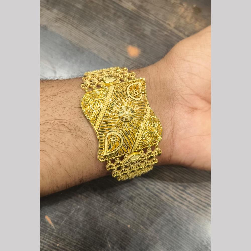 Pari Art Jewellery Forming Designer Adjustable Bracelet