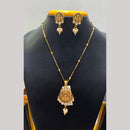 Jain Jewellers Graceful Pota Stone And Beads Ethnic Pendant Jewellery Set
