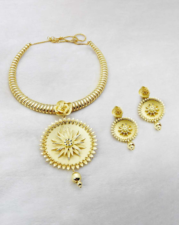 Bhavi Jewels Forming Gold Plated Copper Necklace Set - 1107843