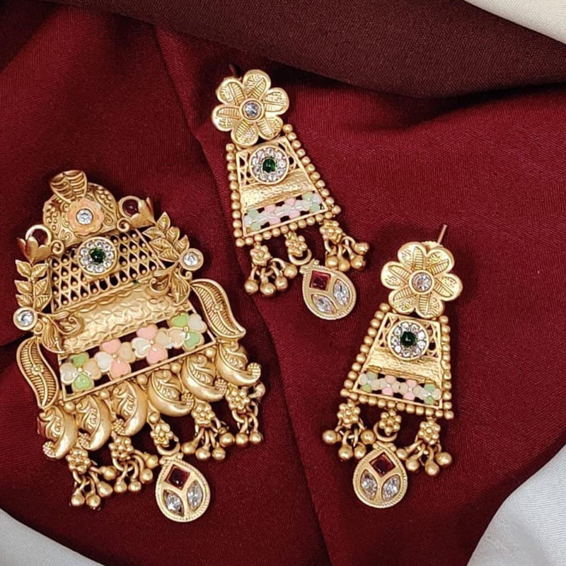 Kavita Art Gold Plated Pota Stone And Meenakari Pendent Set