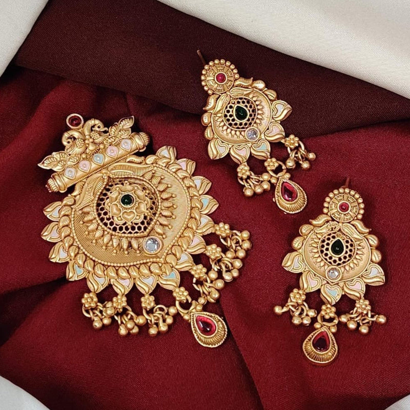 Kavita Art Gold Plated Pota Stone And Meenakari Pendent Set