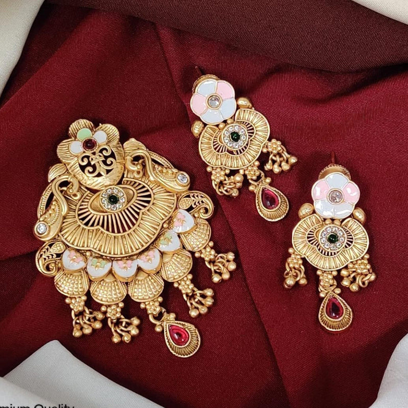 Kavita Art Gold Plated Pota Stone And Meenakari Pendent Set