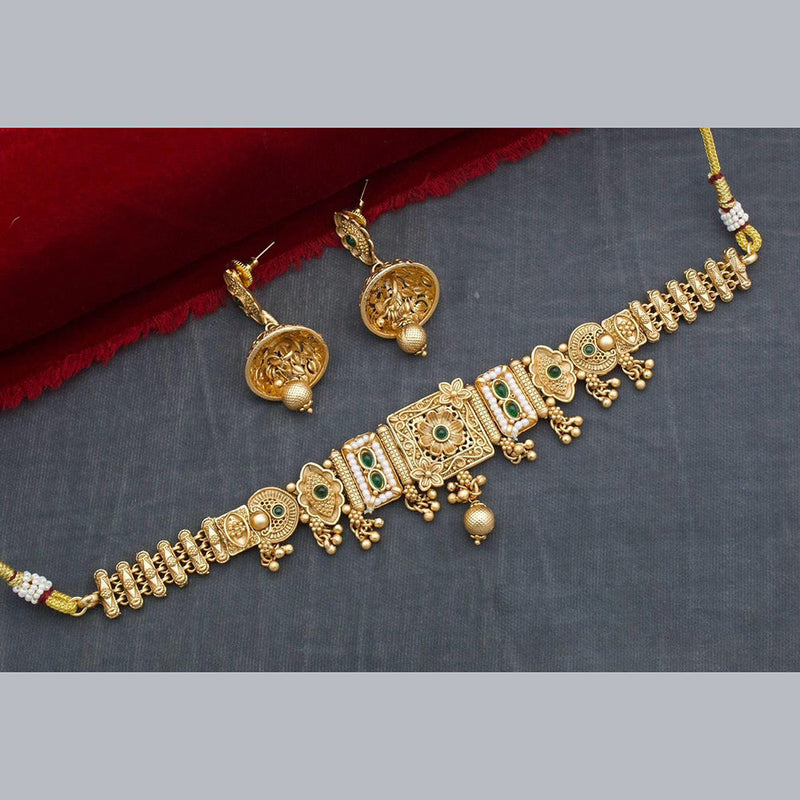 Kavita Art Gold Plated Kundan Stone And Pearl Choker Necklace Set