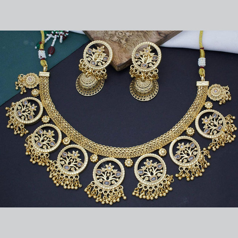 Kavita Art Gold Plated Pota Stone And Pearls Necklace Set