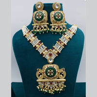 Kavita Art Gold Plated Pota Stone And Pearls Necklace Set