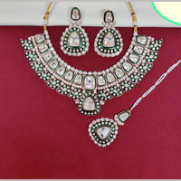 Kavita Art Gold Plated Kundan Stone And Meenakari Necklace Set