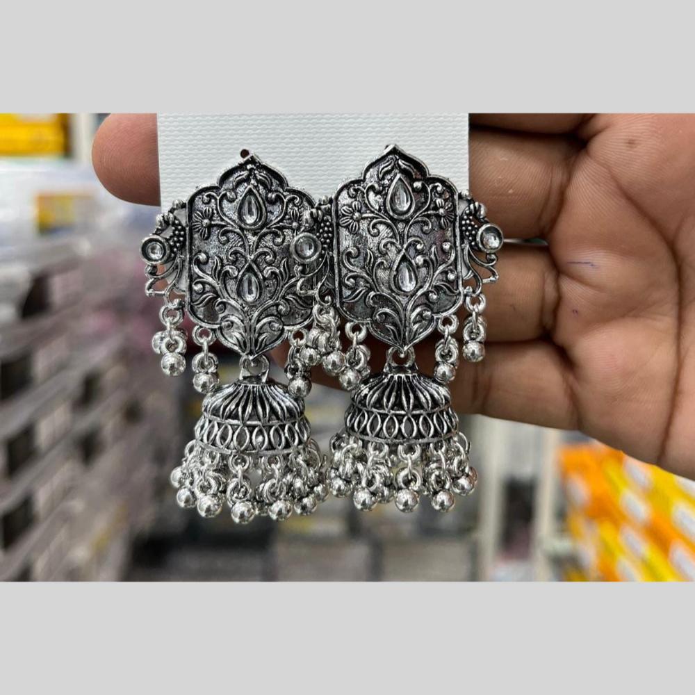 Kavita Art Vintage Look Kundan Stone Jhumki Earrings