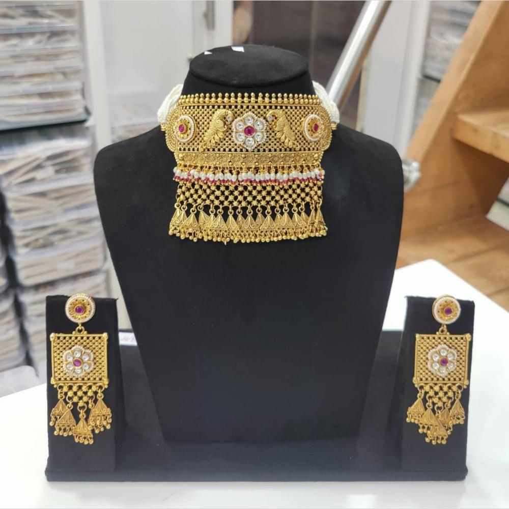 Kavita Art Royal Gold Kundan Choker Necklace Set For Festivals And Weddings