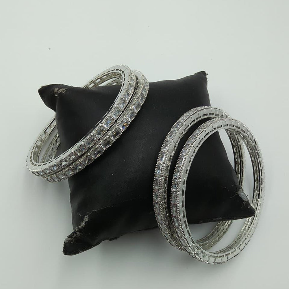 Kavita Art Handcrafted Elegant Crystal Stone Bangles For Wedding Wear